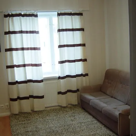 شقة Huoneistohotelli Teekki 3*