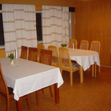 Apartment Huoneistohotelli Teekki 3*